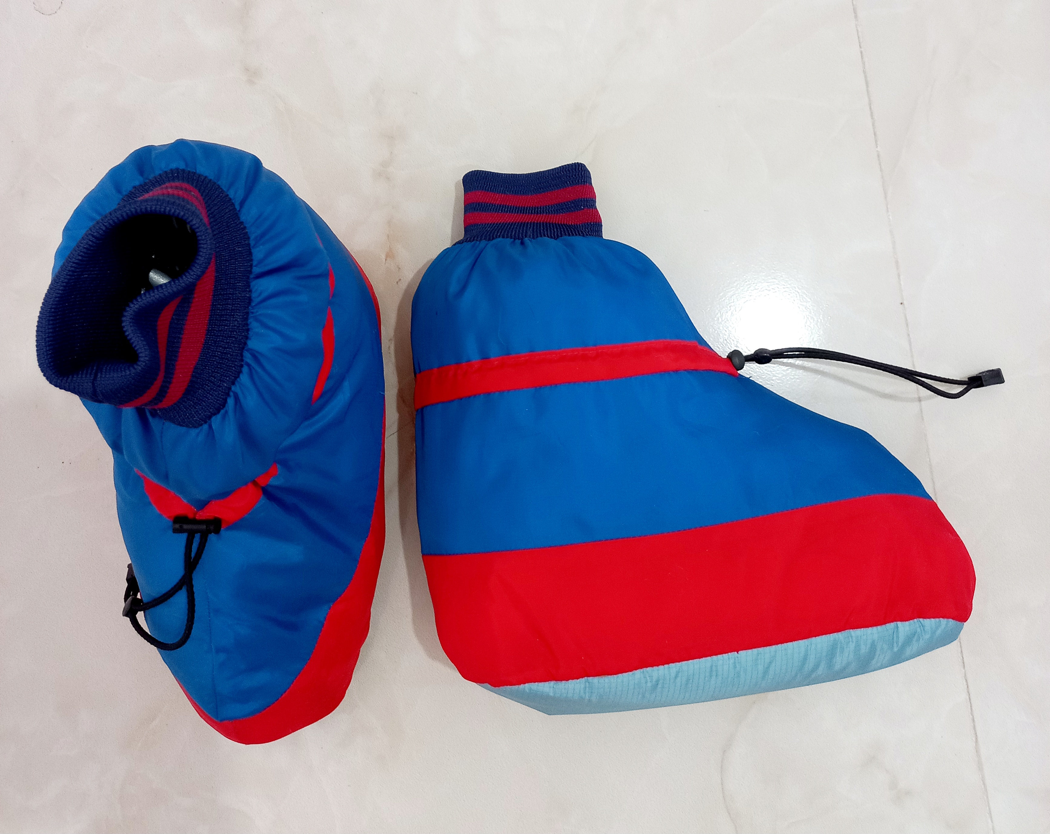 جوراب کوهنوردی داخل پناهگاه الیاف با رویه ی شمعی درجه یک